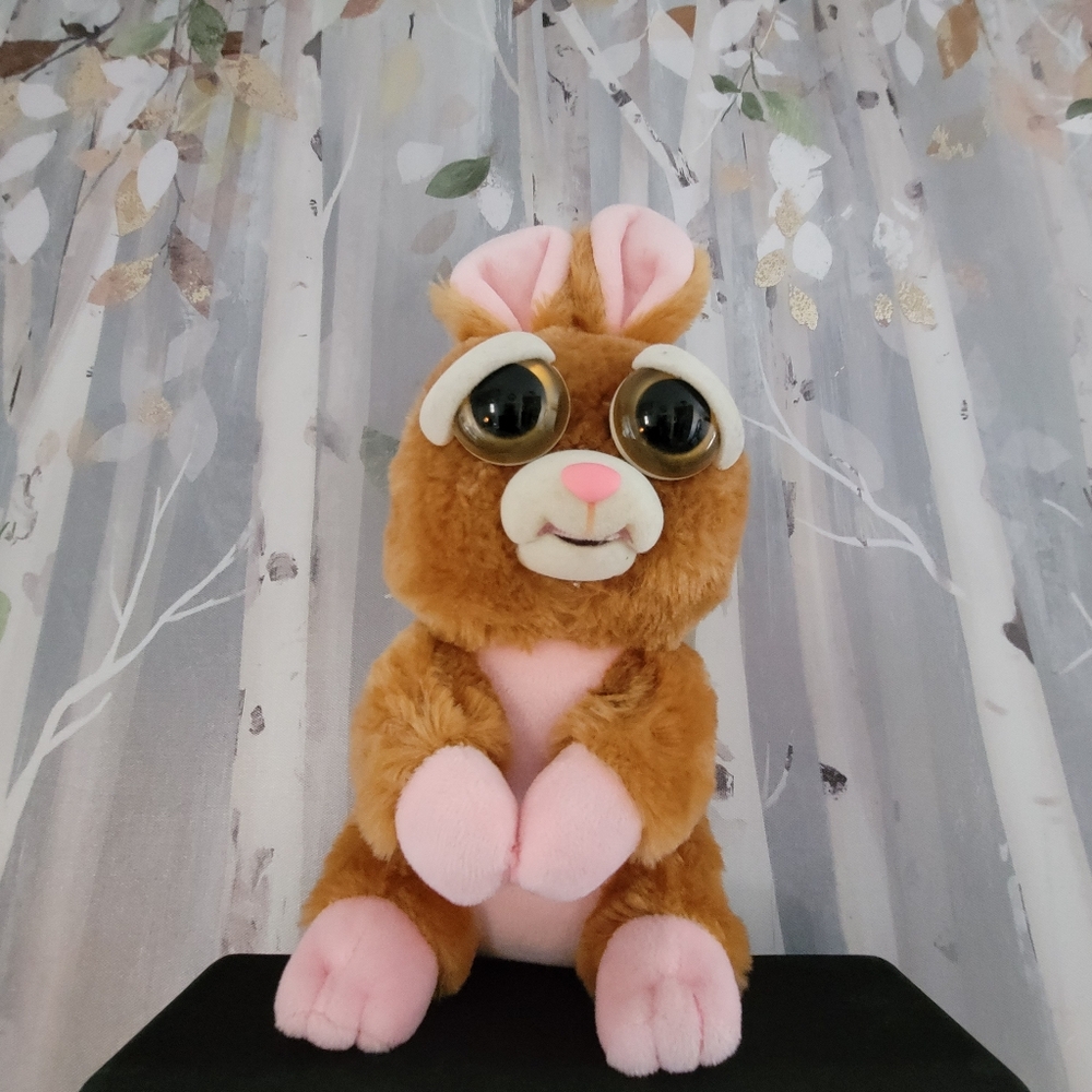 Feisty Pets "Vicky Vicious" Bunny Plush 2015 - Picture 4 of 15